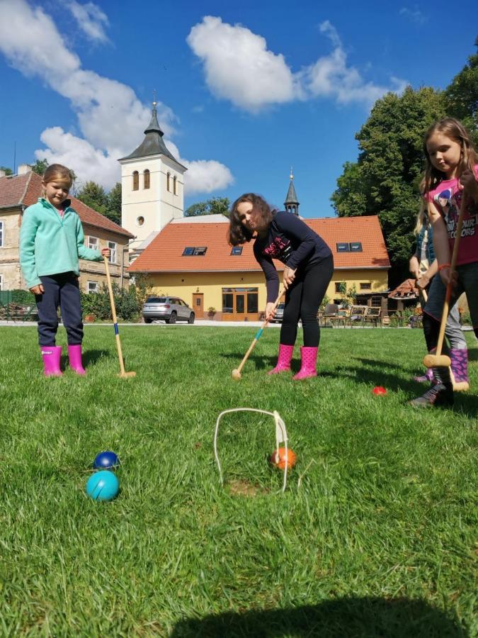 Apartmány Statek Bezdědice Hostomice Exteriér fotografie