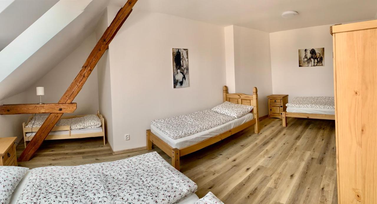 Apartmány Statek Bezdědice Hostomice Exteriér fotografie